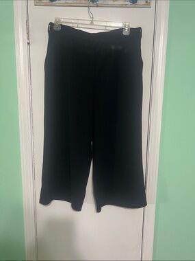 ECI New York Black Women's Garment Top